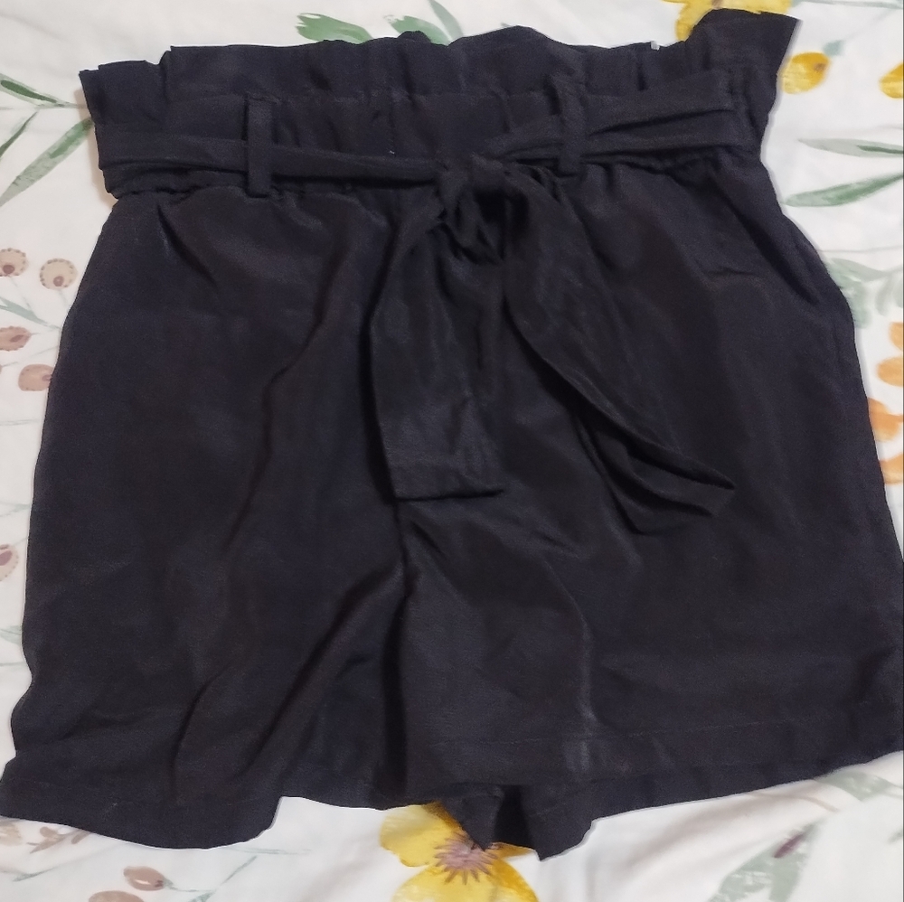 Shosho Black High Waist Women's Shorts